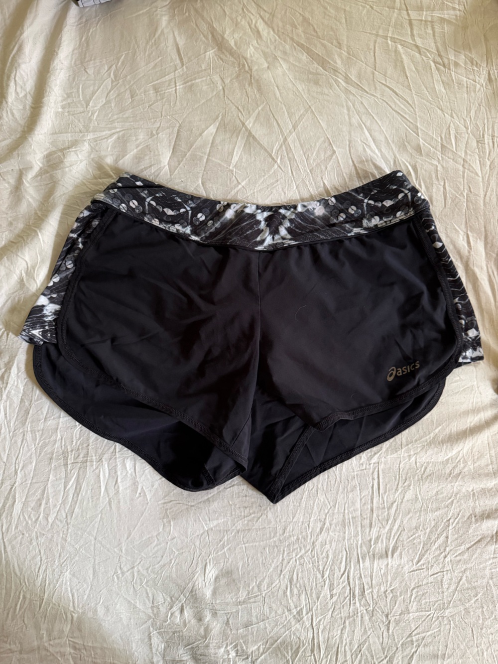 Asics Black Women's Athletic Shorts with Patterned Waistband